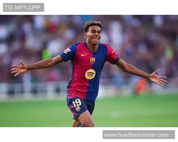 西甲10月份最佳球员候选名单揭晓姆巴佩佩德里安东尼等星光熠熠